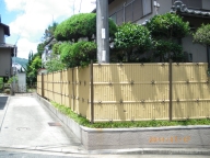 竹の垣根